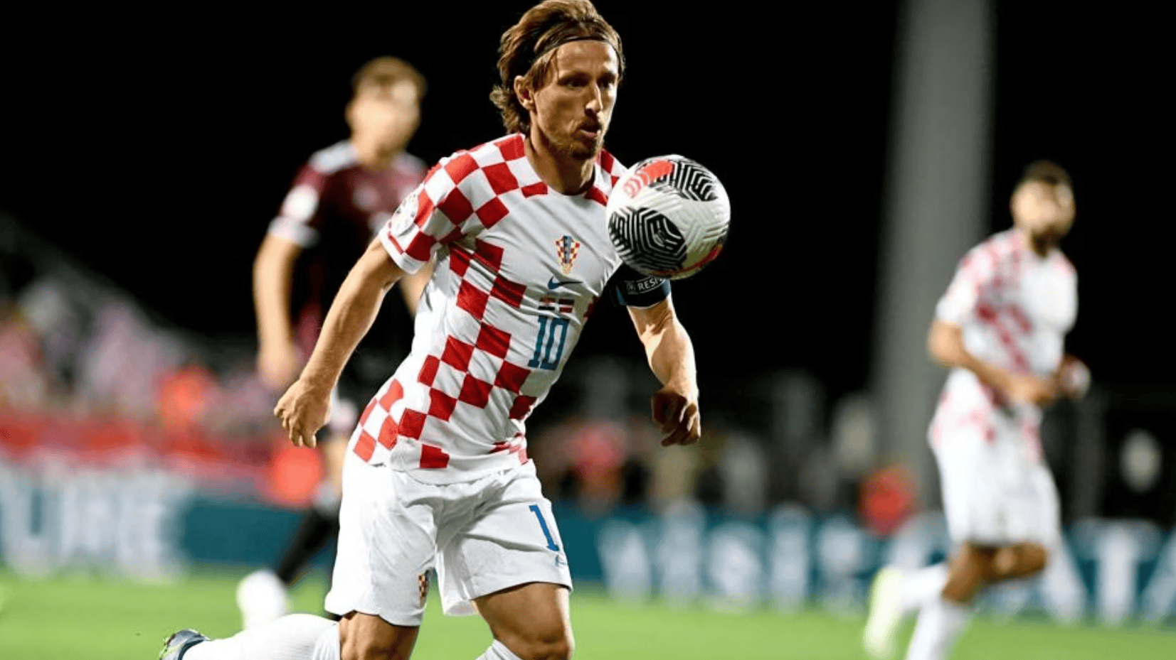 克罗地亚豪胜，晋级欧国杯半决赛