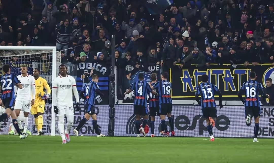 包含巴黎圣日耳曼豪取胜利，助力晋级欧国联的词条