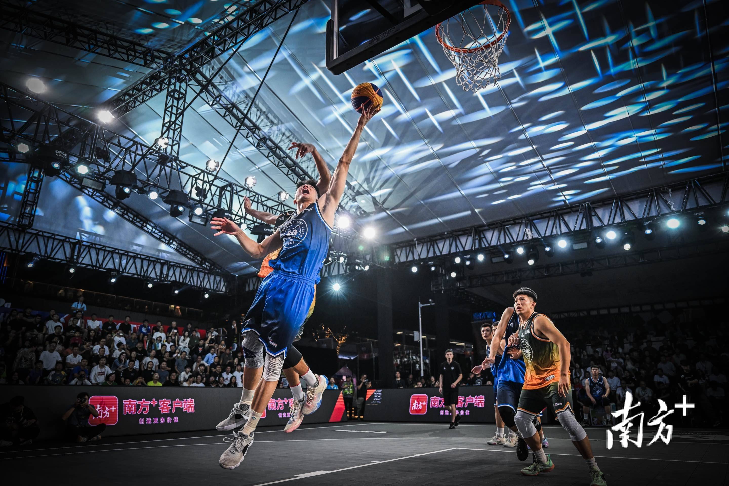 包含篮球比赛上演激烈对决,球队表现出色斩获胜利的词条 包含篮球比赛上演激烈对决,球队表现出色斩获胜利的词条