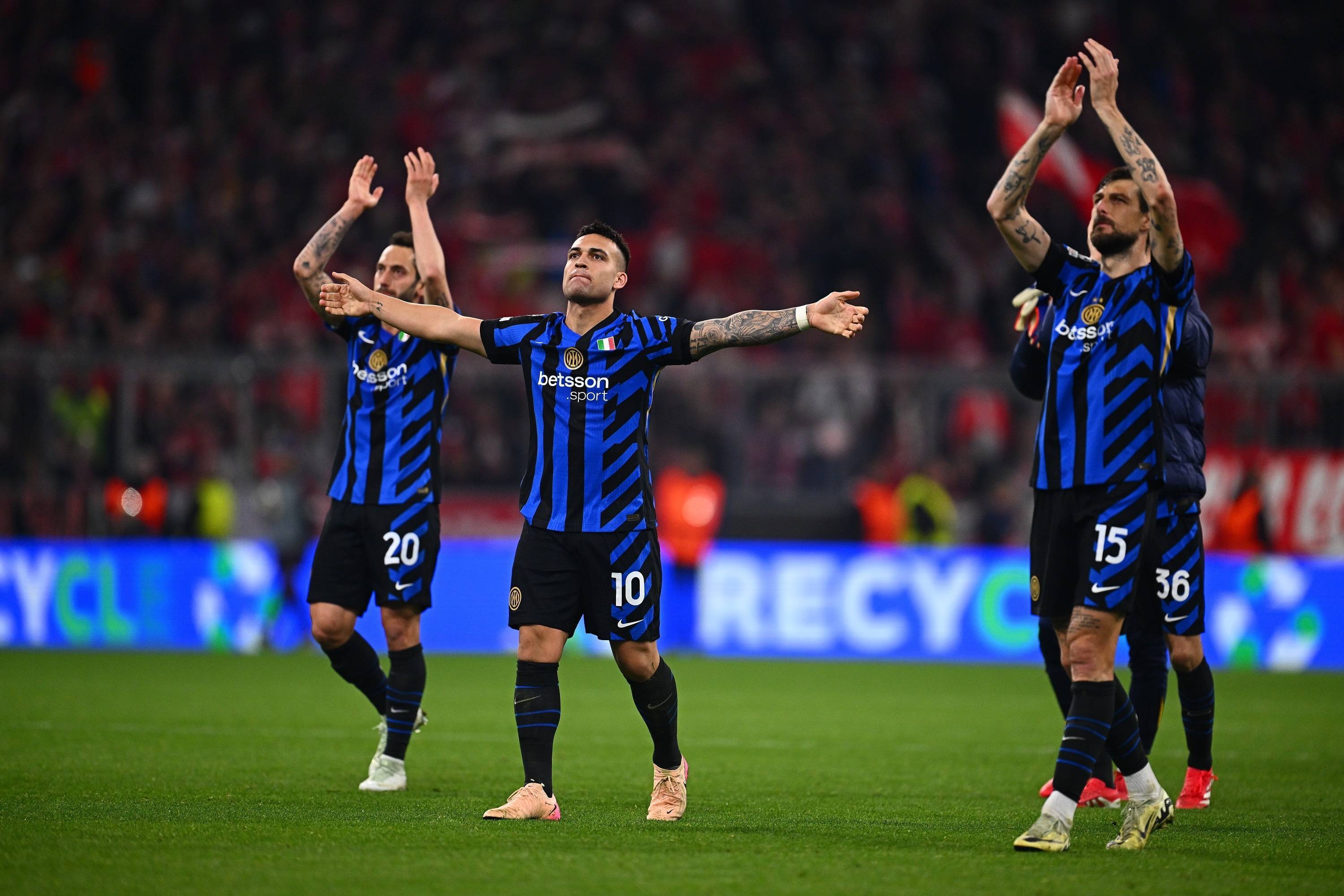 拜仁慕尼黑中场组织稳健，制造多次进攻机会的简单介绍