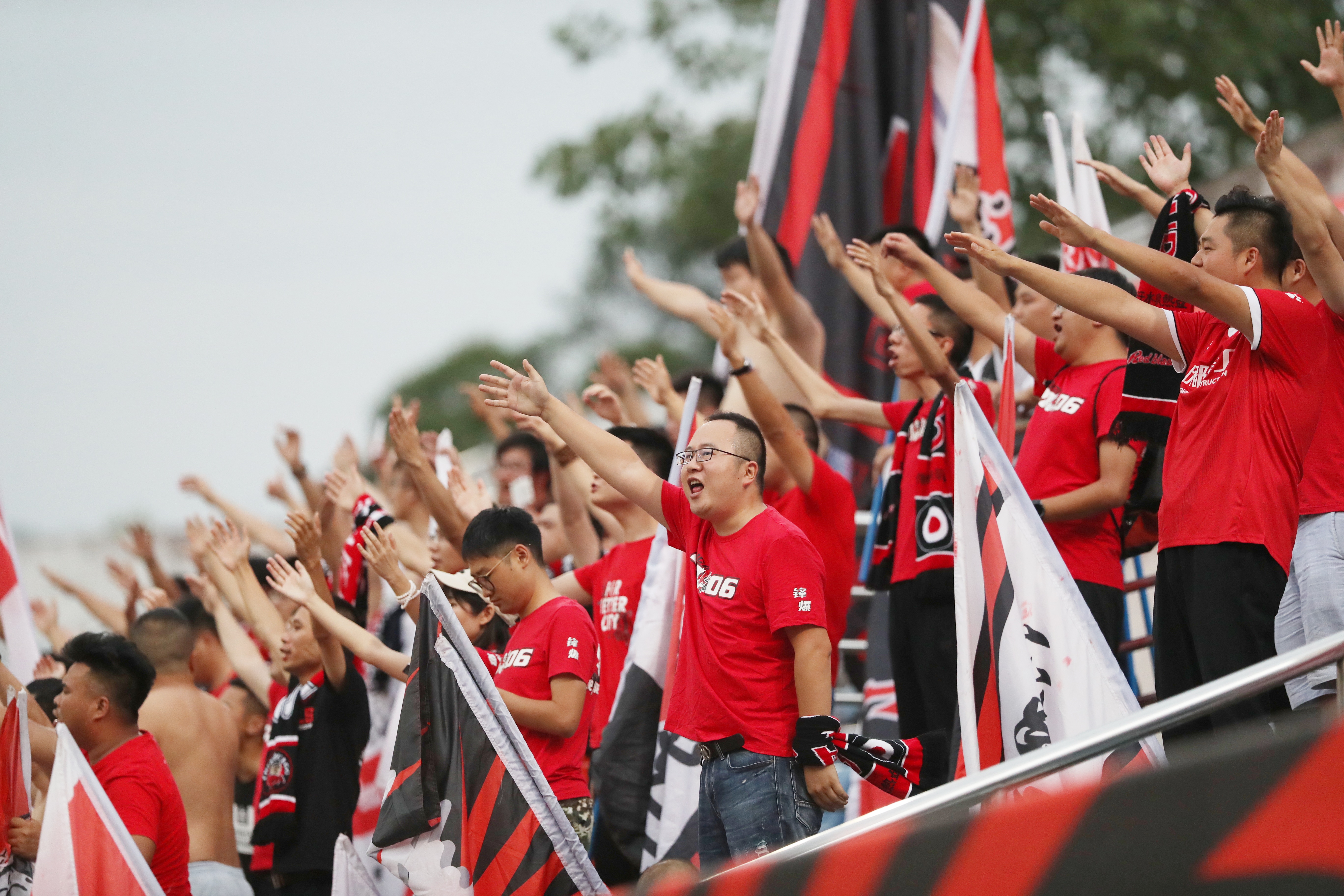 关于成都兴城主场胜利,保持不败战绩的信息 关于成都兴城主场胜利,保持不败战绩的信息