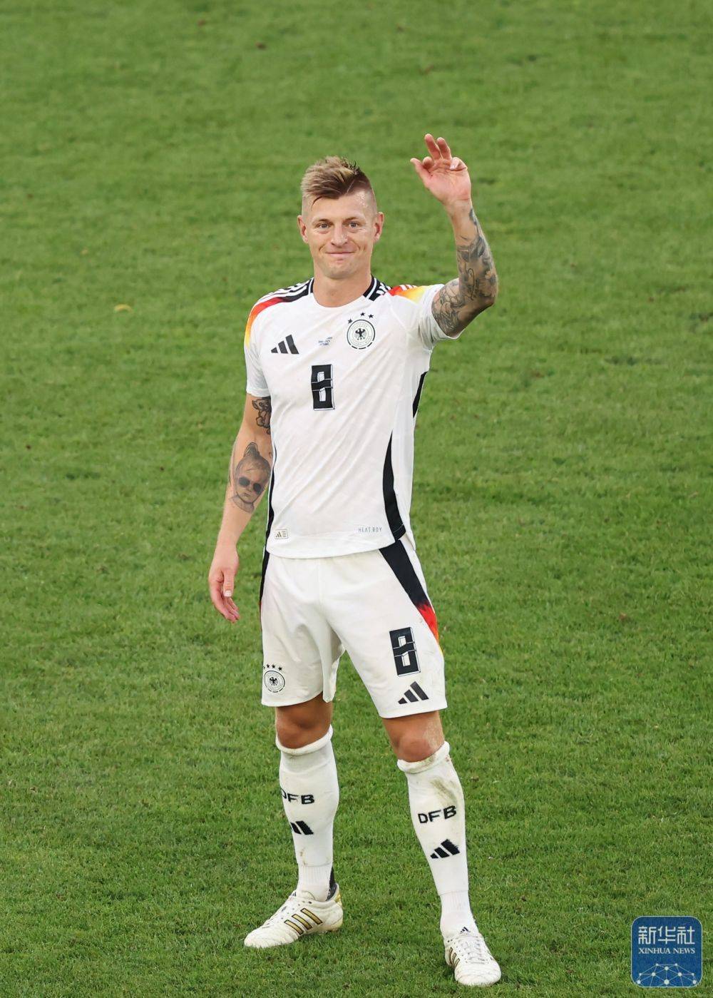 瑞士国家队三战全胜，淘汰西班牙成功晋级欧锦赛的简单介绍