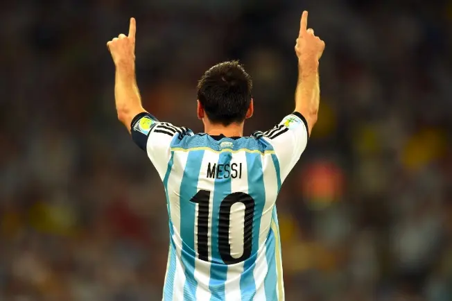 RB莱比锡展现出色表现，稳坐积分榜前列