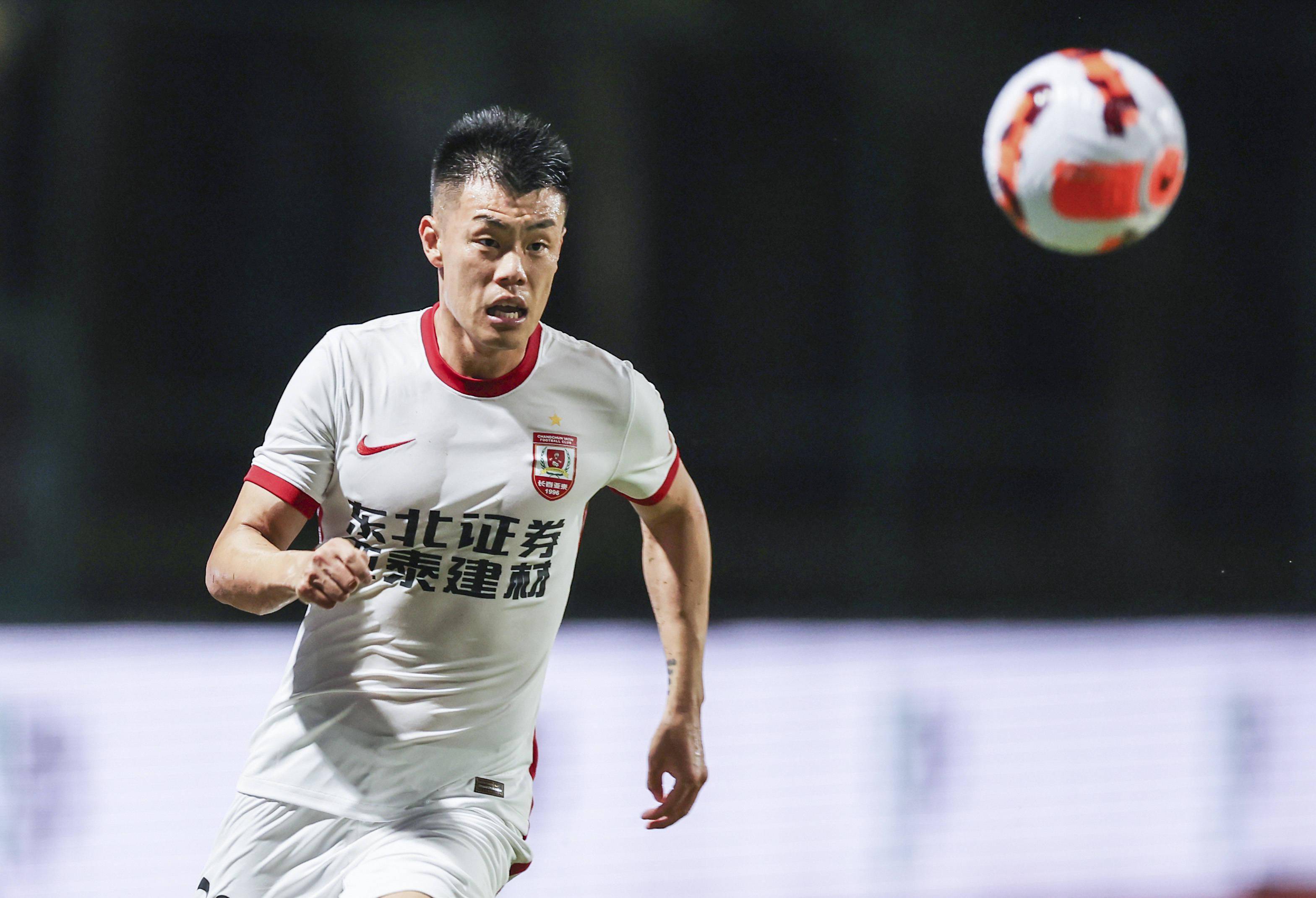 河南建业力克山东泰山,新赛季开门红的简单介绍 河南建业力克山东泰山,新赛季开门红的简单介绍