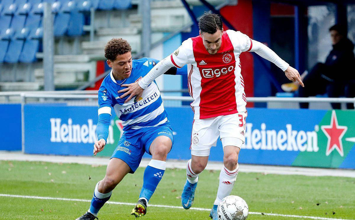 法兰克福队积极备战下一场比赛，心态乐观的简单介绍