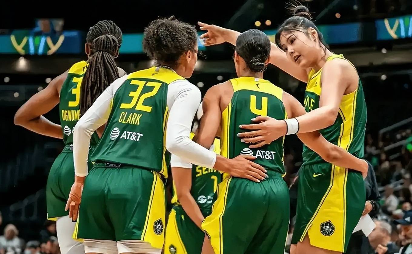 里约奥运篮球赛，澳大利亚女篮夺冠