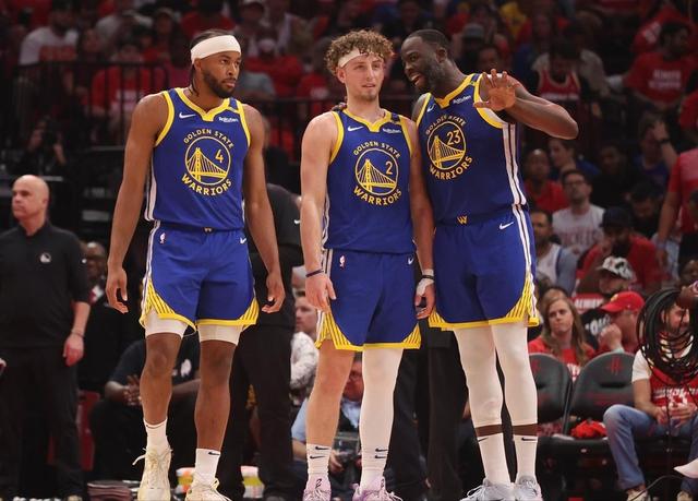 包含勇士火箭攻事势明新赛季如何发展的词条