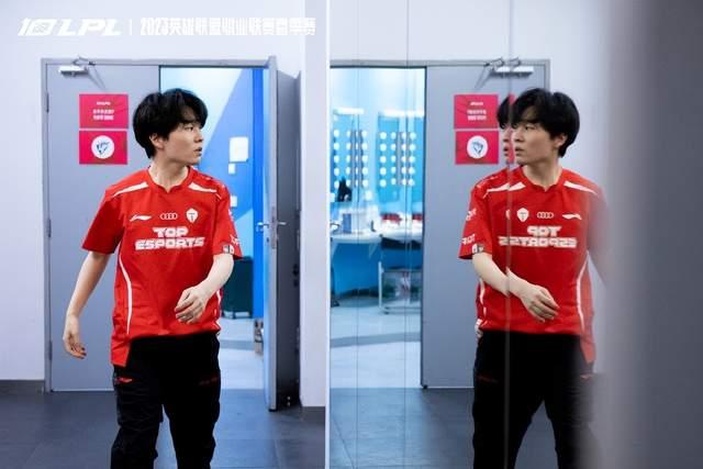 包含高能对决!这次比赛是否将诞生意外的黑马?的词条 包含高能对决!这次比赛是否将诞生意外的黑马?的词条