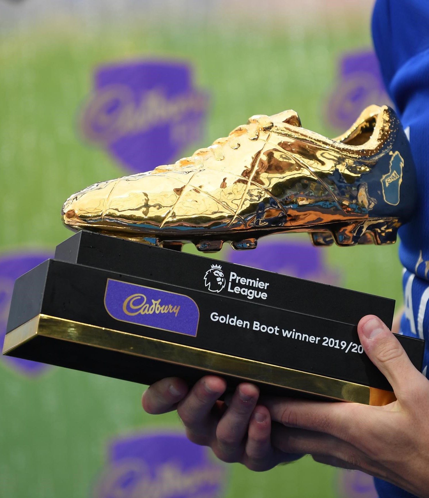 英国运动员表现出色，获得射箭男子铜牌的简单介绍