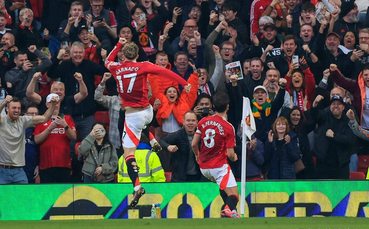 斯图加特门将关键扑救,助球队逆转胜利 斯图加特门将关键扑救,助球队逆转胜利