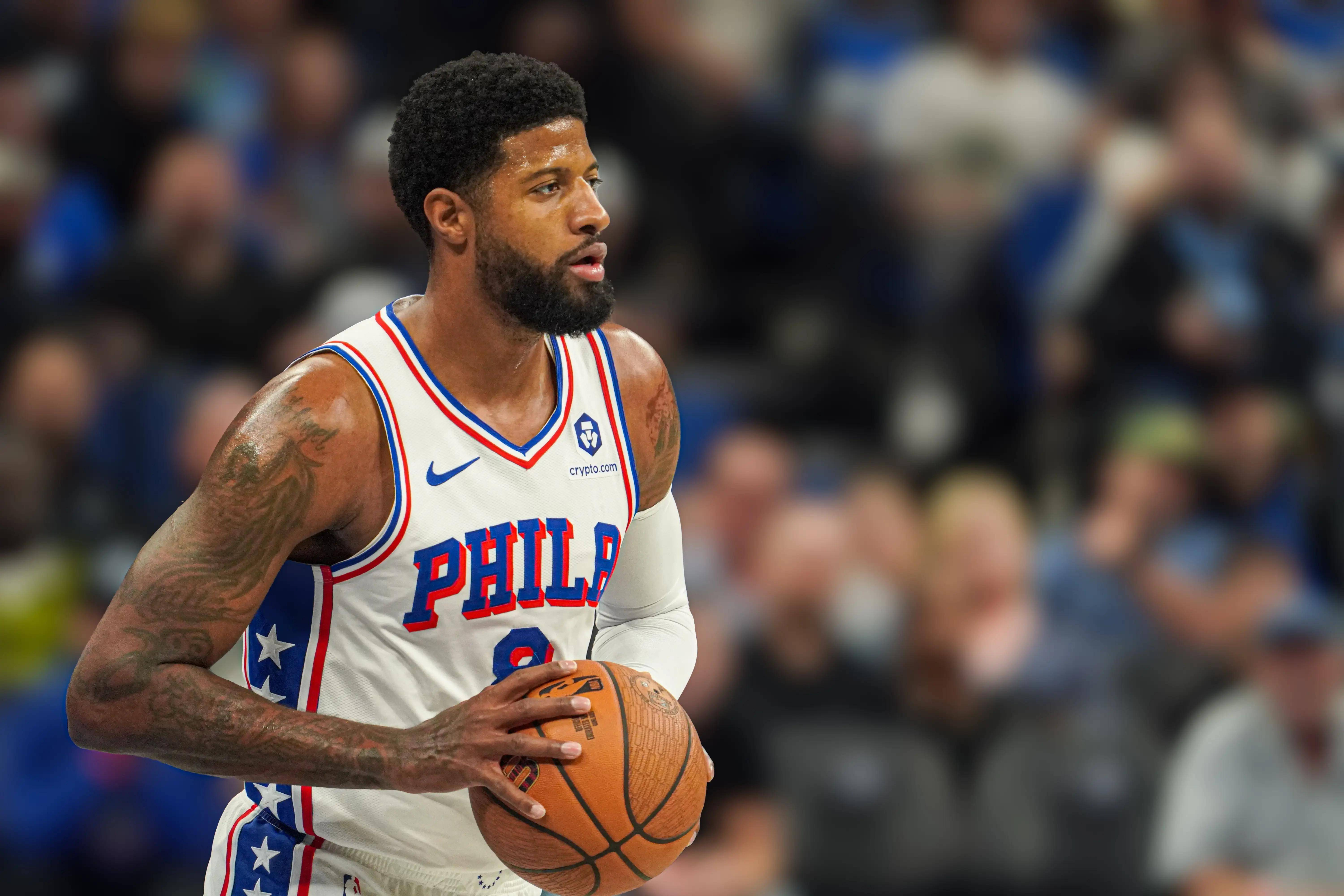 老鹰核心受伤无缘比赛，球队折损重要一员的简单介绍