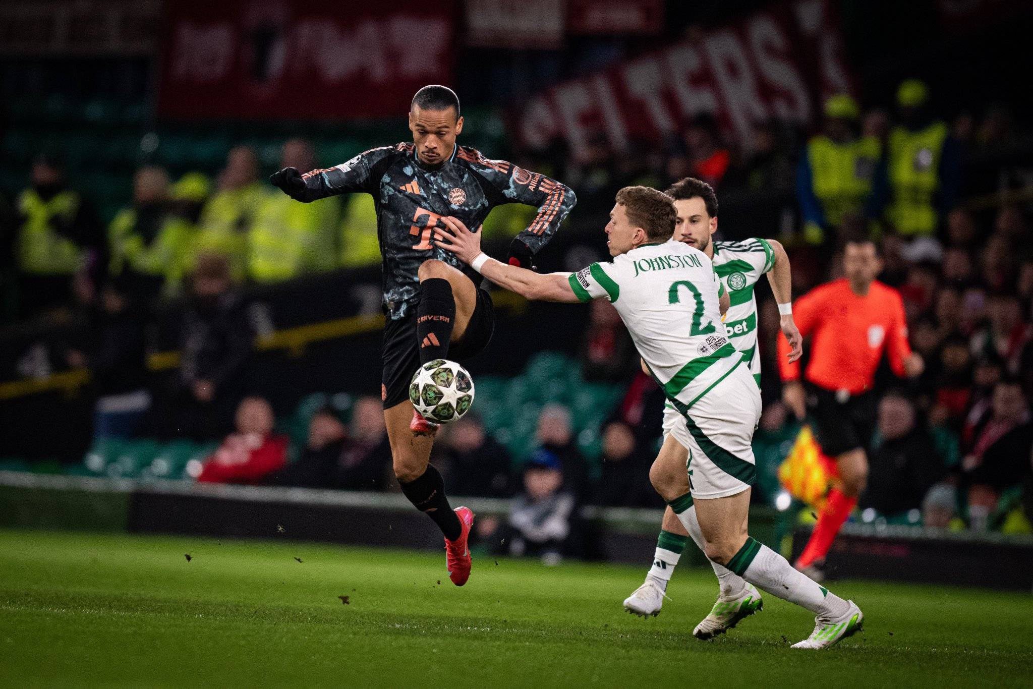 奥地利获得重要胜利,锁定欧锦赛资格! 奥地利获得重要胜利,锁定欧锦赛资格!