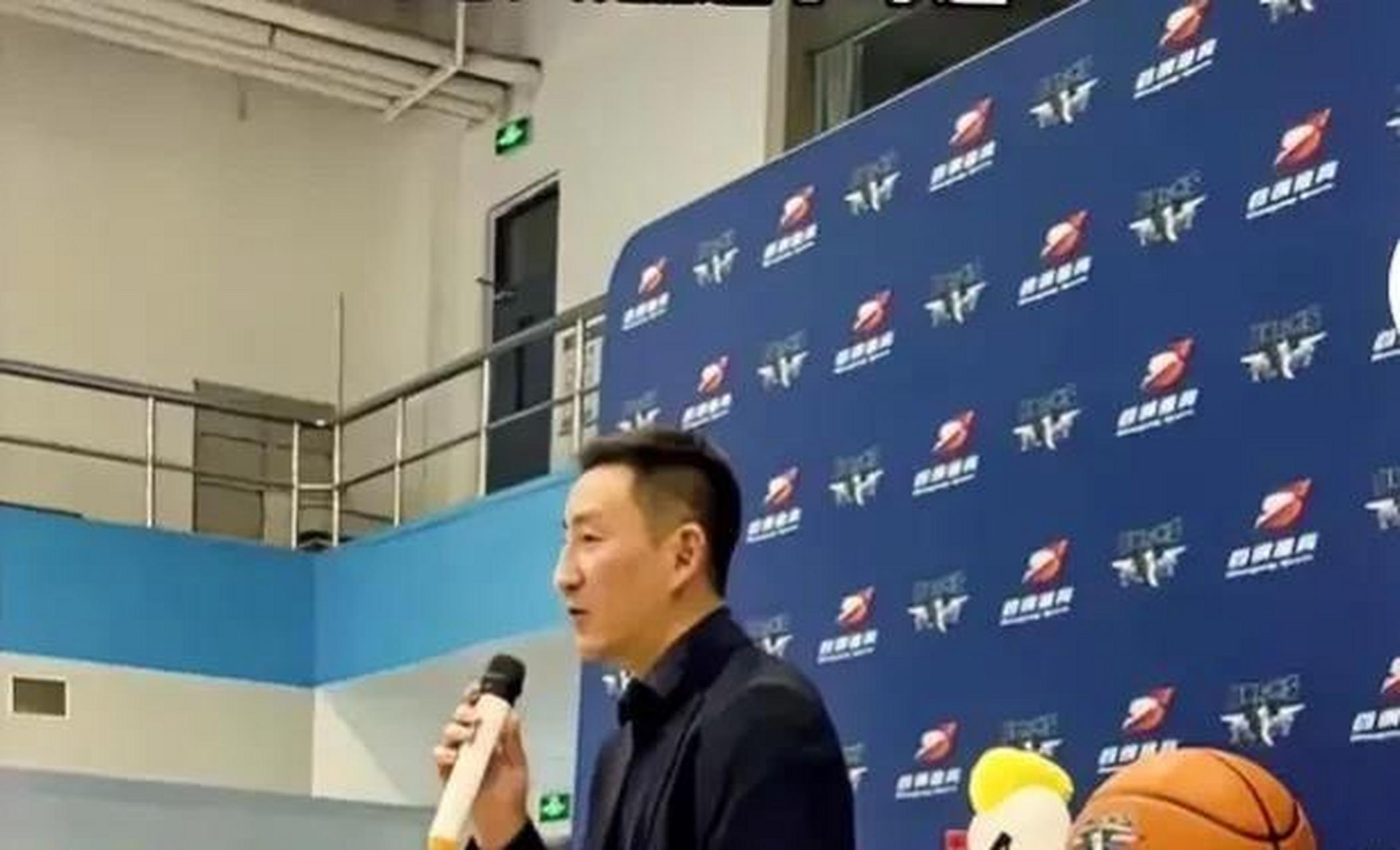 篮球联赛总经理透露下个季度计划 篮球联赛总经理透露下个季度计划