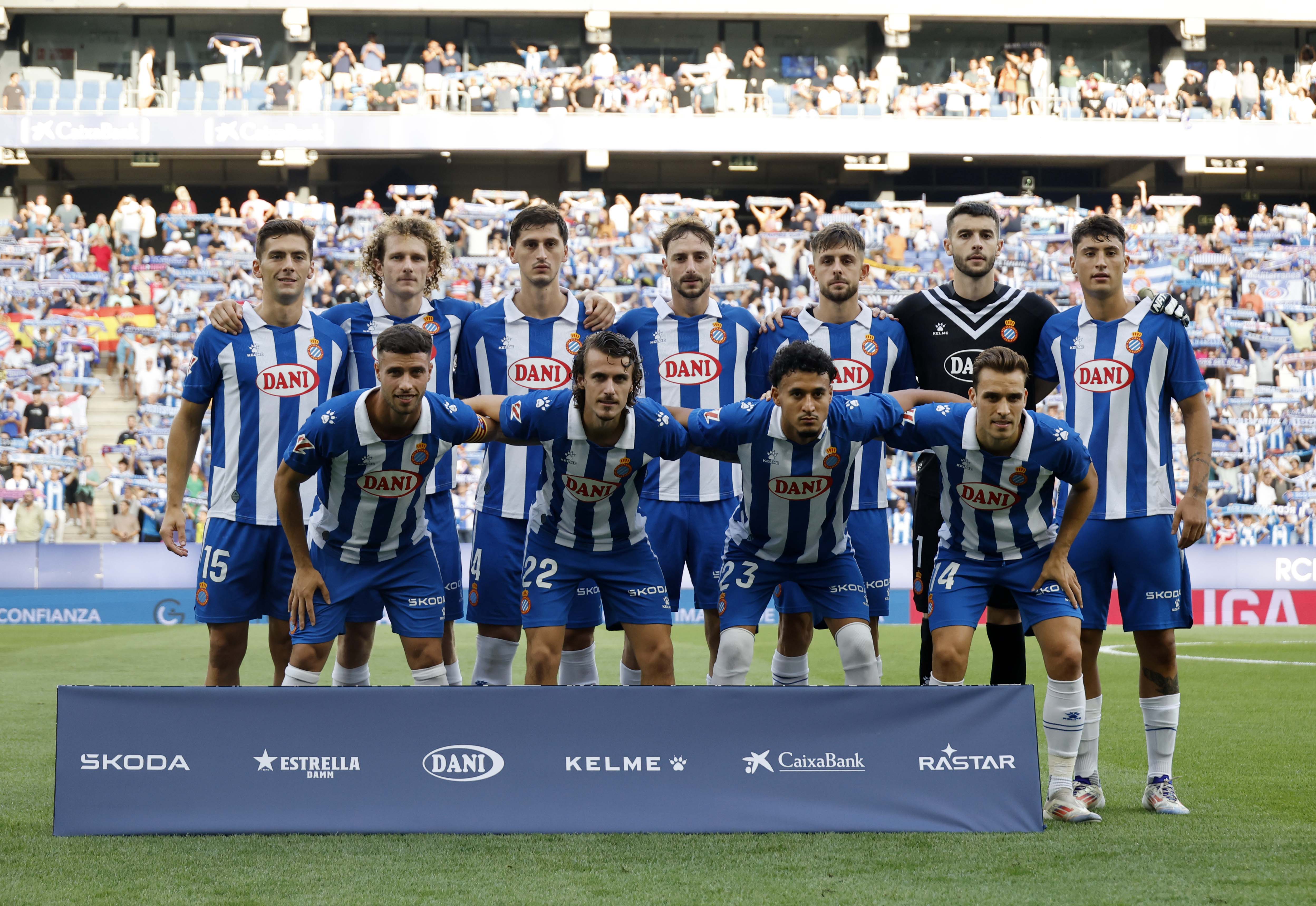 西班牙队击败了斯洛文尼亚队，实现了胜利