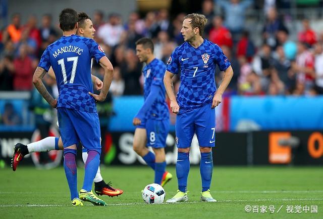 阿尔巴尼亚球队斩获神奇晋级 阿尔巴尼亚球队斩获神奇晋级