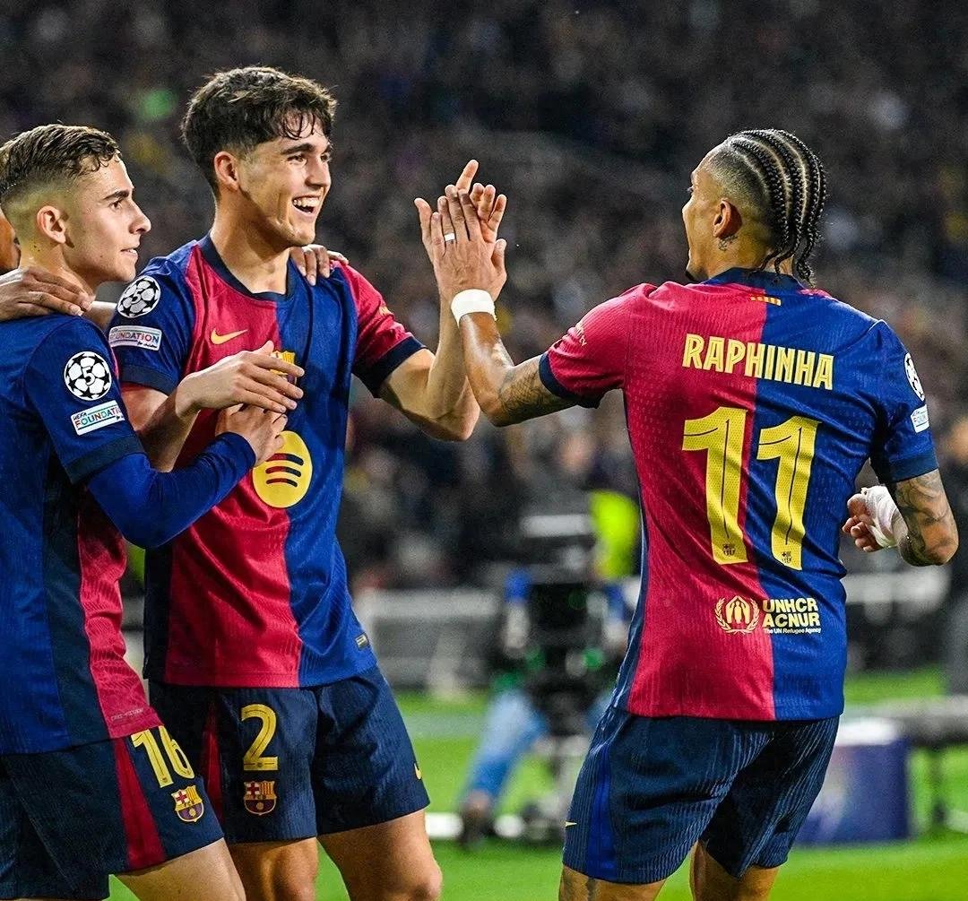 巴塞罗那轻取胜利，欧冠淘汰赛在望