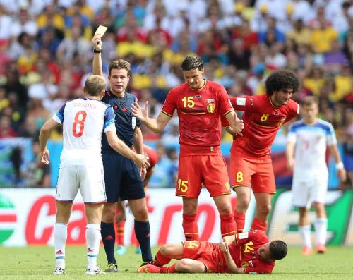 俄罗斯以-的比分大胜苏格兰在欧预赛比赛中 俄罗斯以-的比分大胜苏格兰在欧预赛比赛中