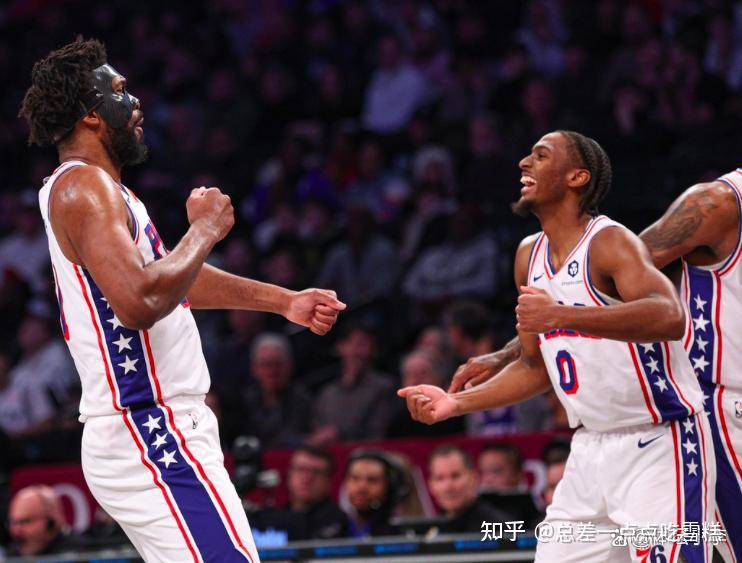 76人队强势夺冠，全队士气高涨