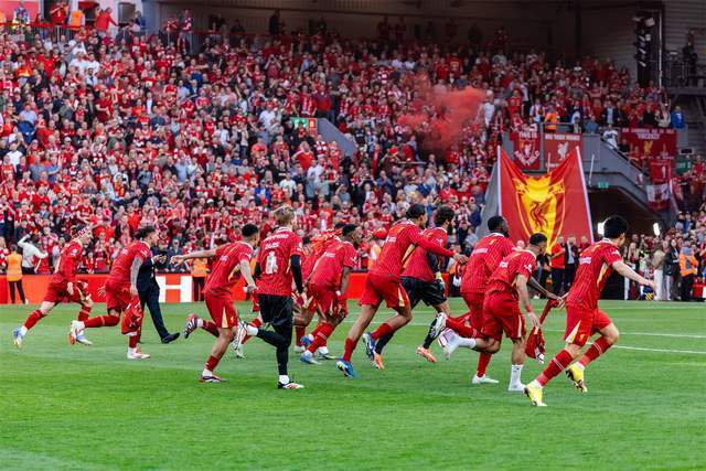 利物浦客场击败伯恩茅斯，重返领头羊位置