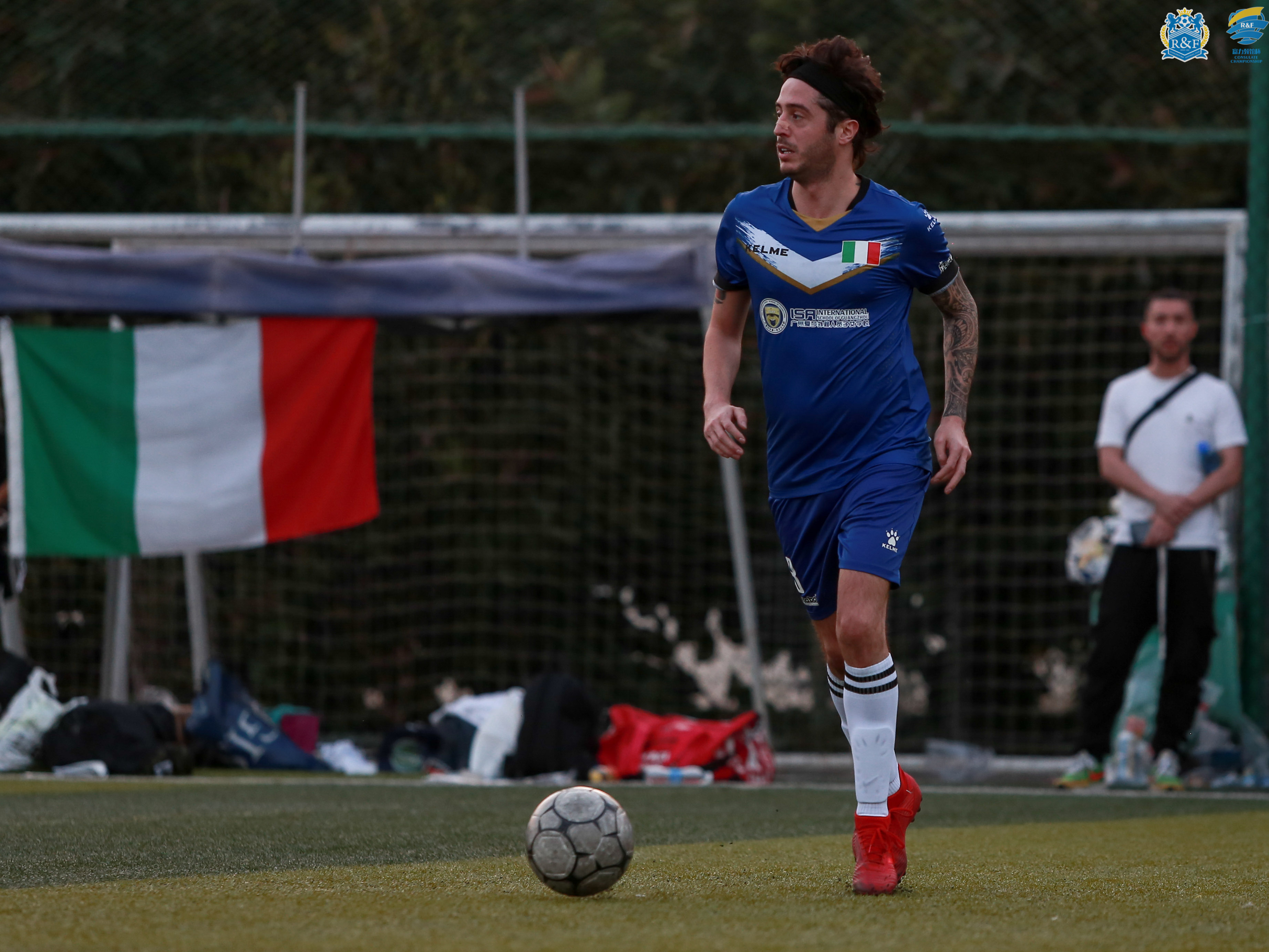 胜负难料！西班牙队备战决赛之战