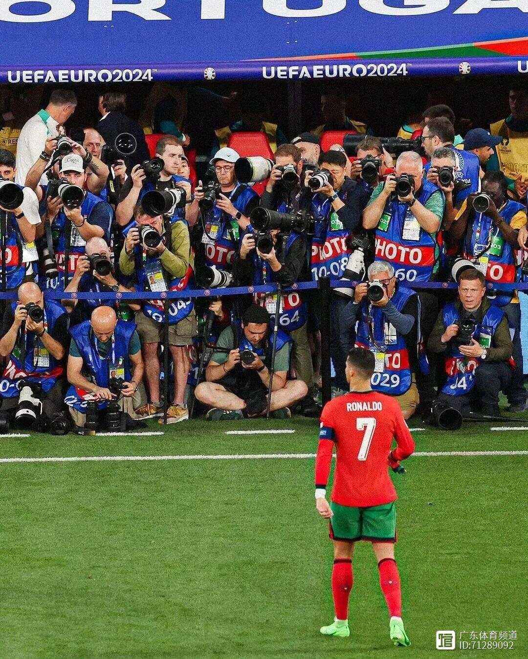 欧洲冠军联赛中球员们的精彩表现备受瞩目