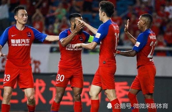 关于天津泰达主场击败重庆斯威，提升排名的信息