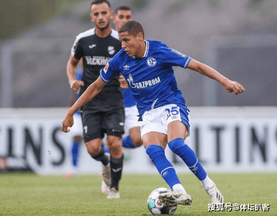 奥斯纳布吕克神奇赢球，成功保级德甲