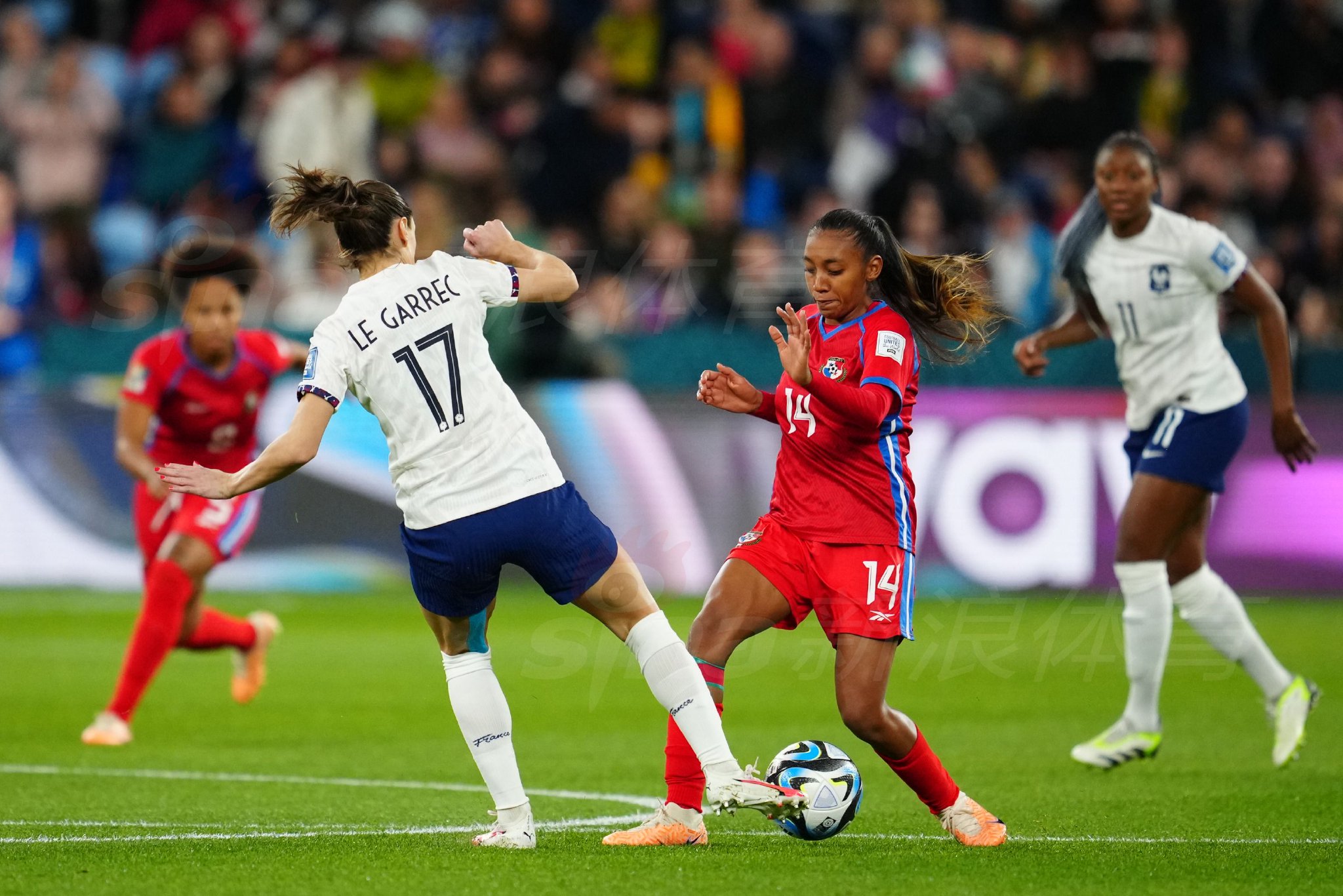 关于巴黎圣日尔曼女足球队备战国际比赛的信息