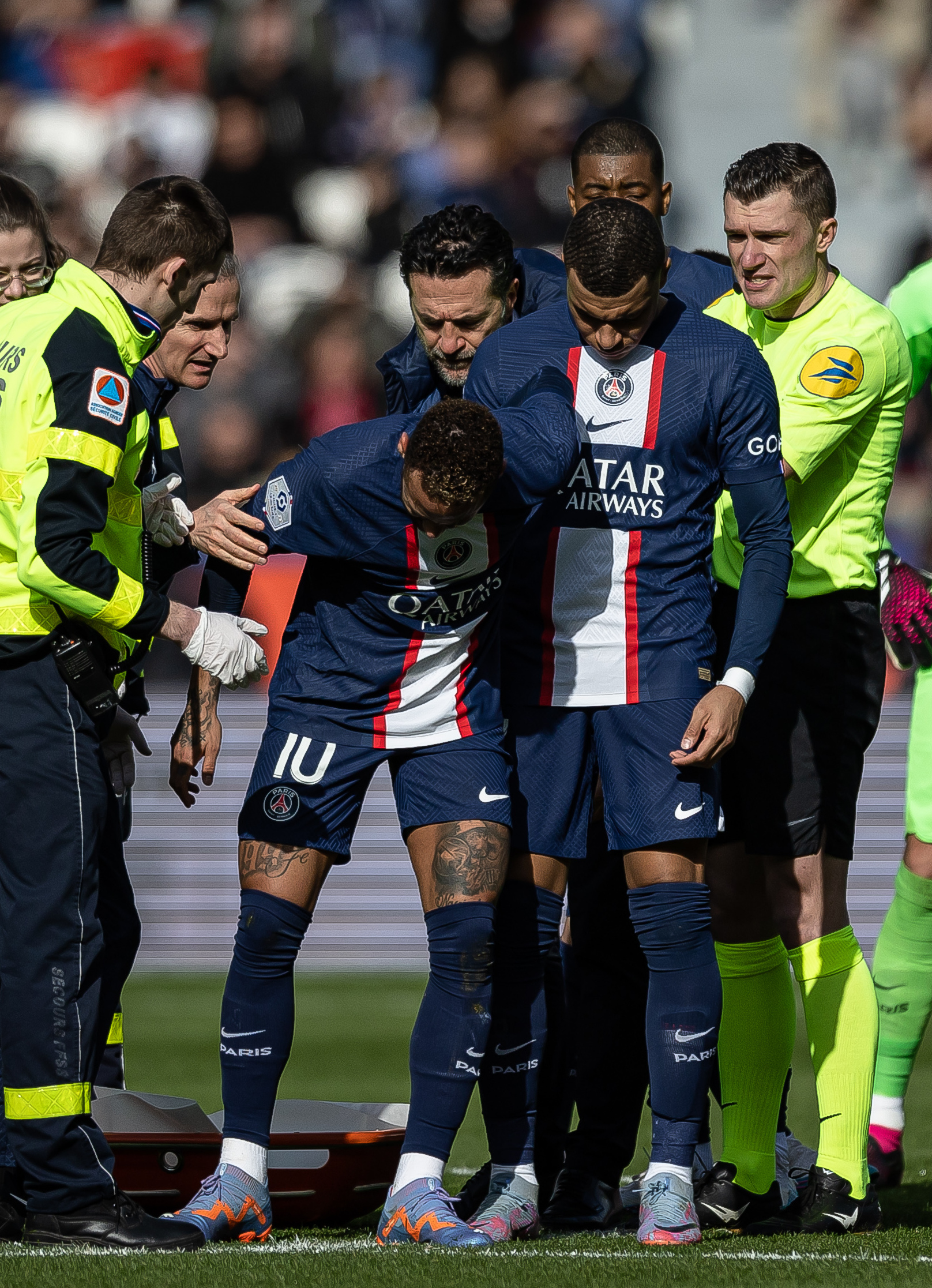 关于巴黎圣日尔曼女足球队备战国际比赛的信息