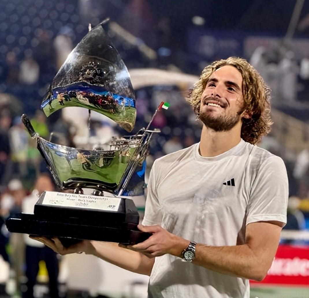 包含斯帕尔队主场大胜，豪取三分积累信心的词条