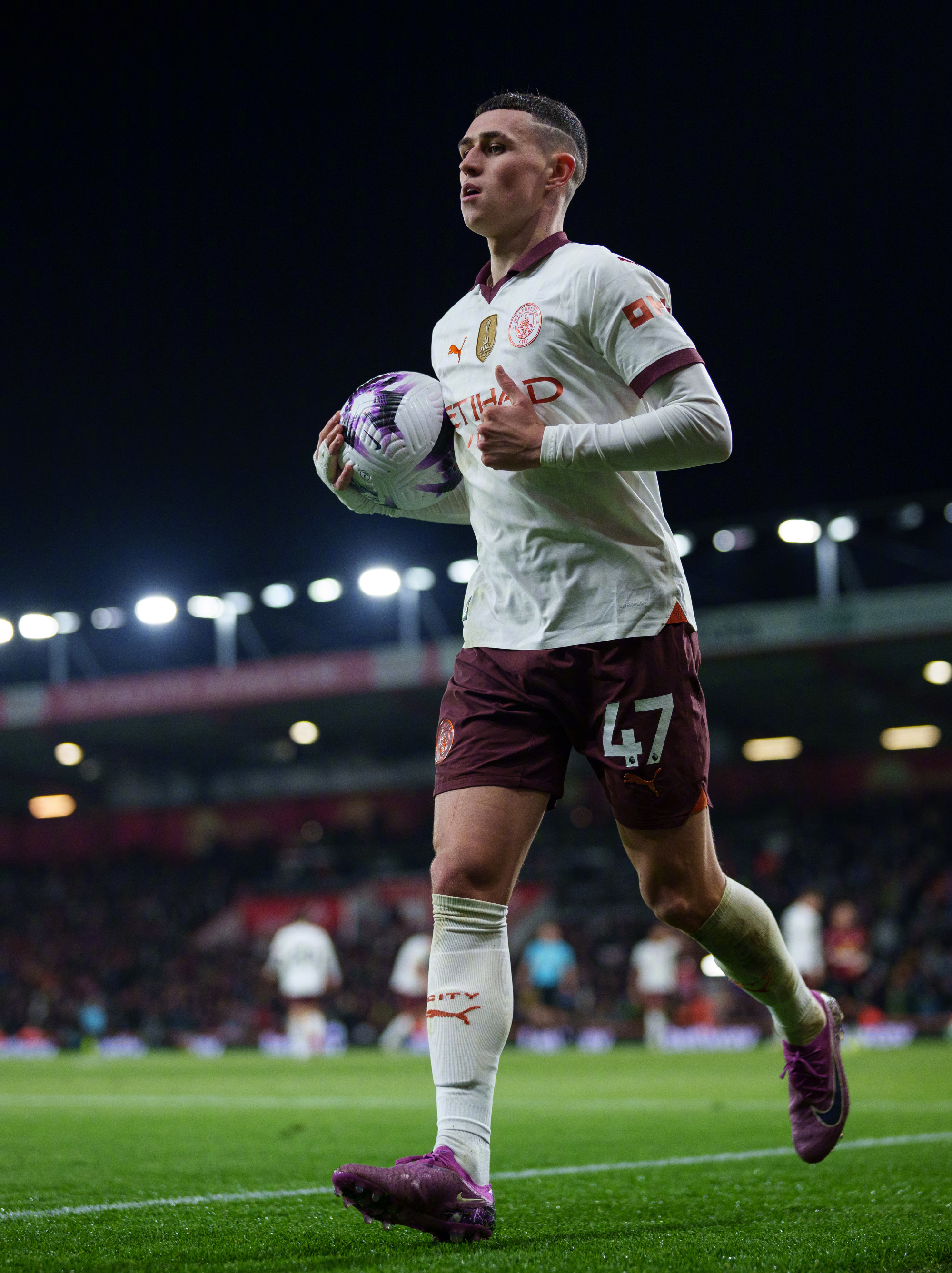 伯恩茅斯客场逆转,拿下关键三分 伯恩茅斯客场逆转,拿下关键三分