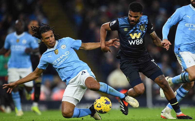 包含伯恩利客场不敌斯文登,遭遇连败的词条 包含伯恩利客场不敌斯文登,遭遇连败的词条