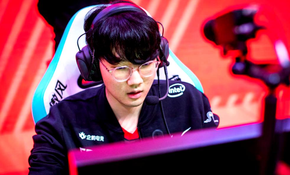 KT绝杀EDG,Canyon极限生还后反打激烈交锋入围赛,技惊四座 KT绝杀EDG,Canyon极限生还后反打激烈交锋入围赛,技惊四座