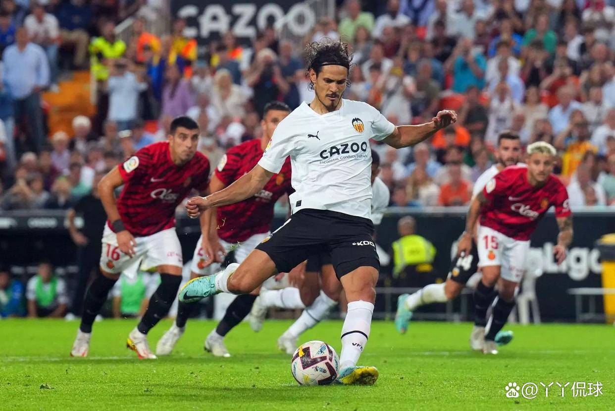 瓦伦西亚球员成为焦点，助攻帮助球队获胜