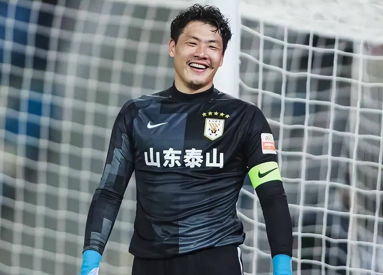 球员们的豪迈豪情:中国足球盛况空前 球员们的豪迈豪情:中国足球盛况空前