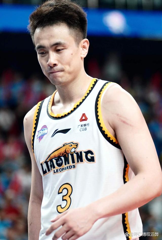 辽宁队横扫公牛,赵继伟刷新纪录 辽宁队横扫公牛,赵继伟刷新纪录