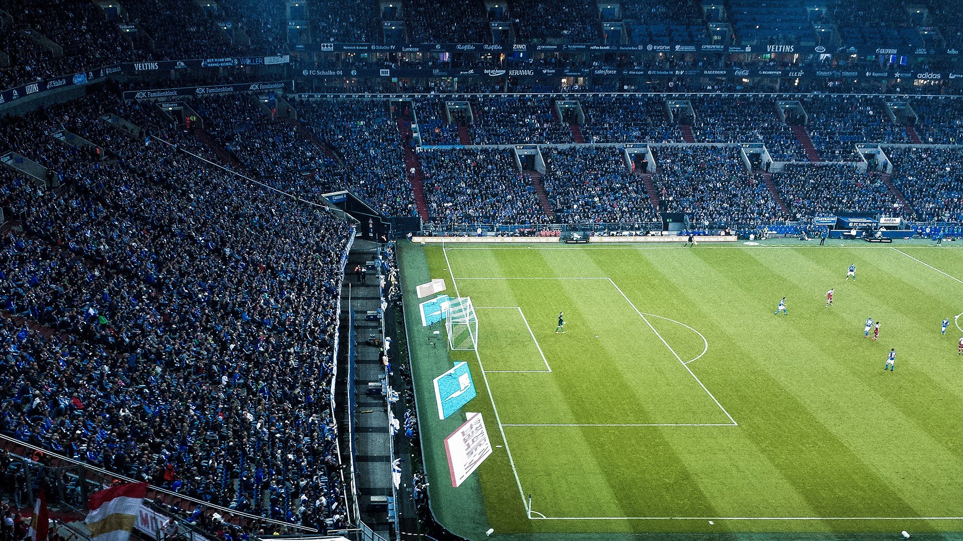 开云APP-定格永恒，格列兹曼那一脚，踢碎了时间与回忆